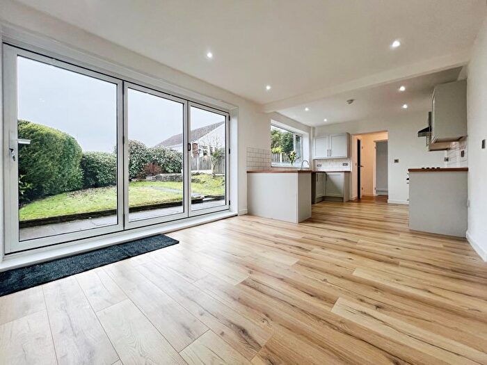 3 Bedroom Bungalow For Sale In Hough Fold Way, Harwood, Bolton, BL2