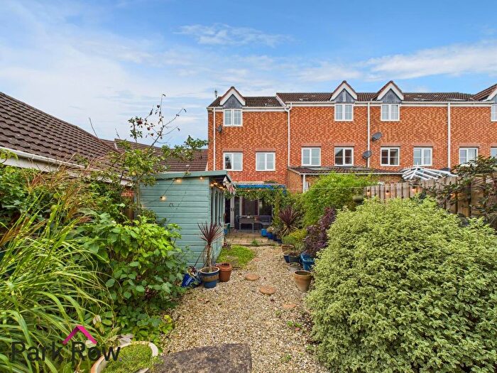 3 Bedroom Terraced House For Sale In Barley Walk, South Milford, Leeds, LS25