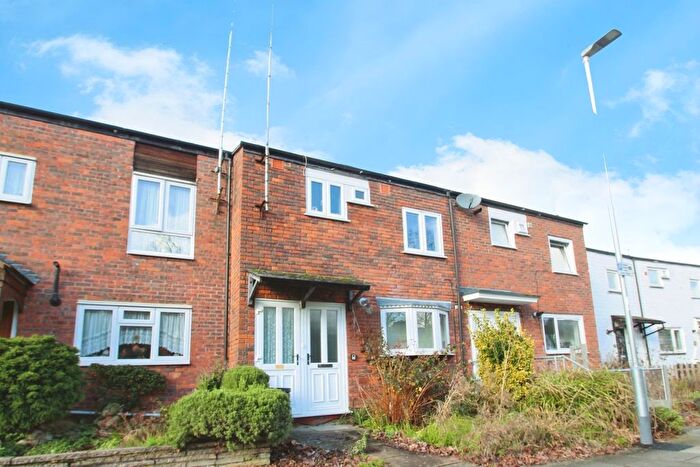 3 Bedroom Terraced House To Rent In Braybourne Close, Uxbridge, UB8