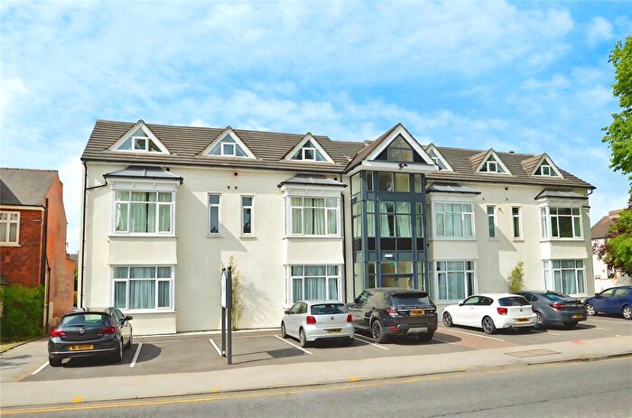 1 Bedroom Flat To Rent In The Swans, - Radcliffe Road, Nottingham, NG2