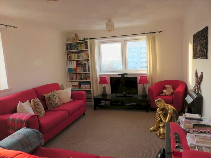2 Bedroom Flat To Rent In Cambridge Street, Hull, HU3