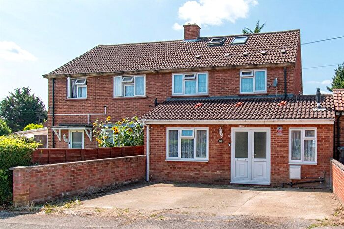 4 Bedroom Semi-Detached House For Sale In How Wood, Park Street, St. Albans, Hertfordshire, AL2