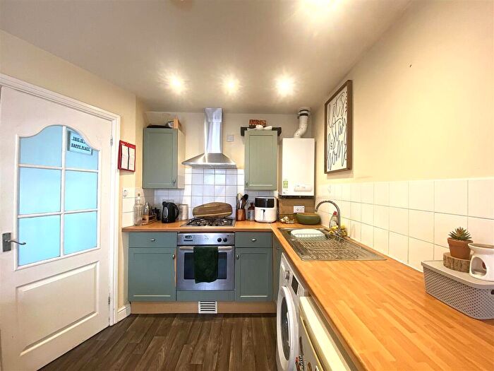 2 Bedroom Bungalow To Rent In Kellaway Avenue, Henleaze, Bristol, BS6