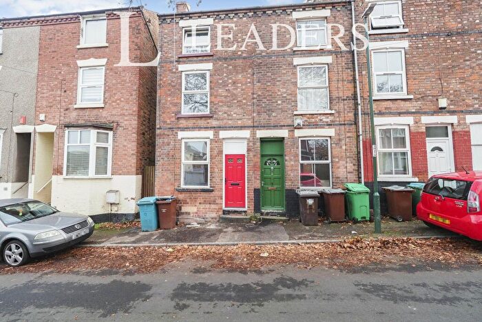 3 Bedroom End Of Terrace House To Rent In Hollis Street, NG7