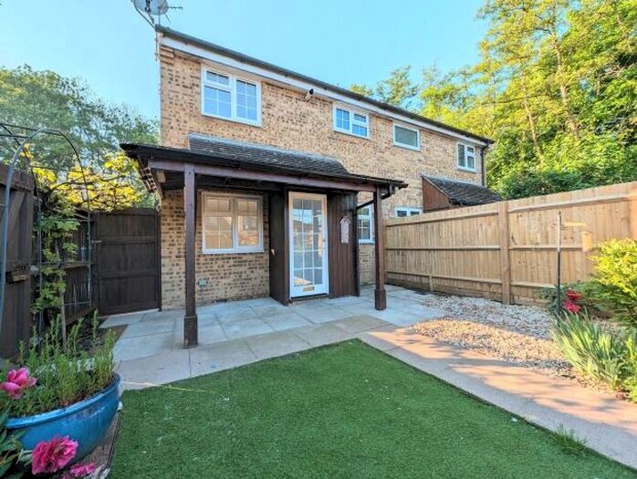 1 Bedroom House To Rent In Ridgehurst Drive, Horsham, RH12