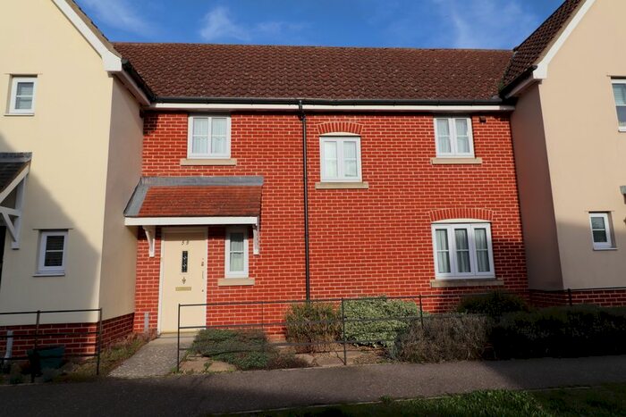 3 Bedroom Property To Rent In Field Acre Way, Long Stratton, Norwich, NR15