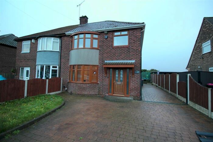 3 Bedroom Semi-Detached House To Rent In Sivilla Road, Kilnhurst, Mexborough, S64
