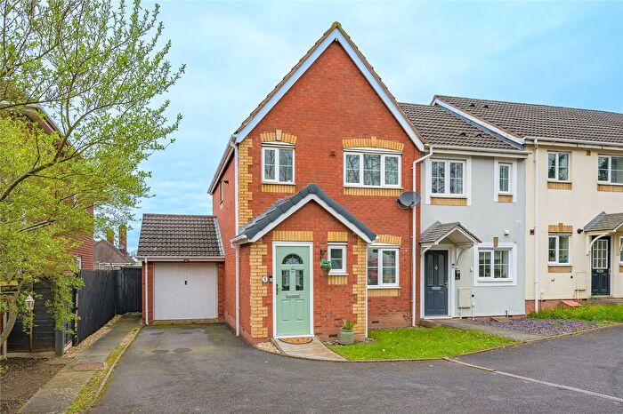 3 Bedroom End Terrace House For Sale In West Winds, Featherstone, Wolverhampton, West Midlands, WV10