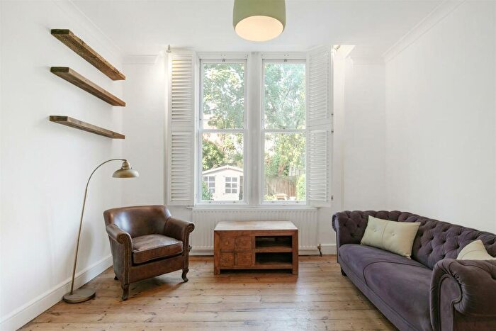 1 Bedroom Flat To Rent In Peckham Rye, London, SE15
