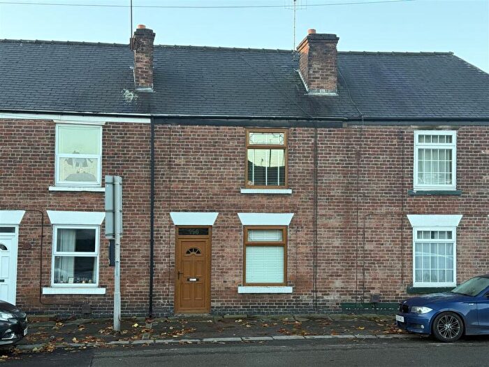 2 Bedroom Terraced House For Sale In Old Road, Brampton, Chesterfield, S40