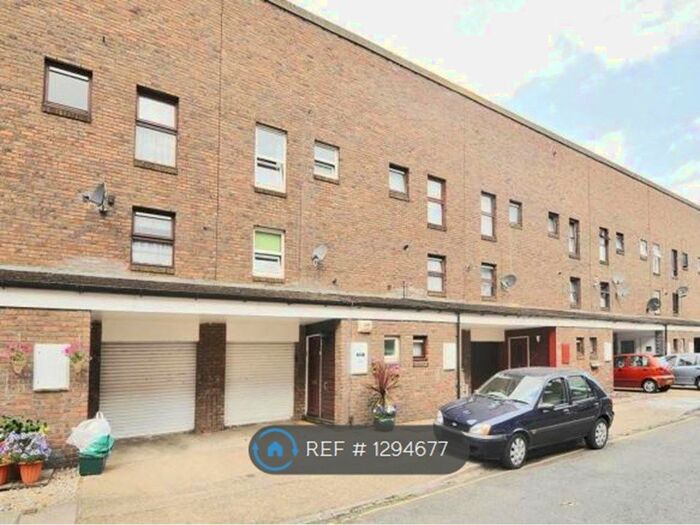 5 Bedroom Terraced House To Rent In Summerwood Road, Isleworth TW7