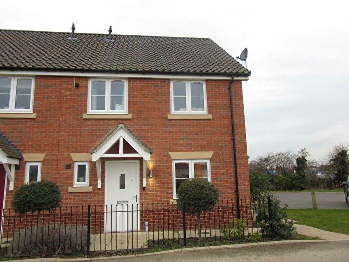 3 Bedroom Semi-Detached House To Rent In Allotment Way, King's Lynn, PE30