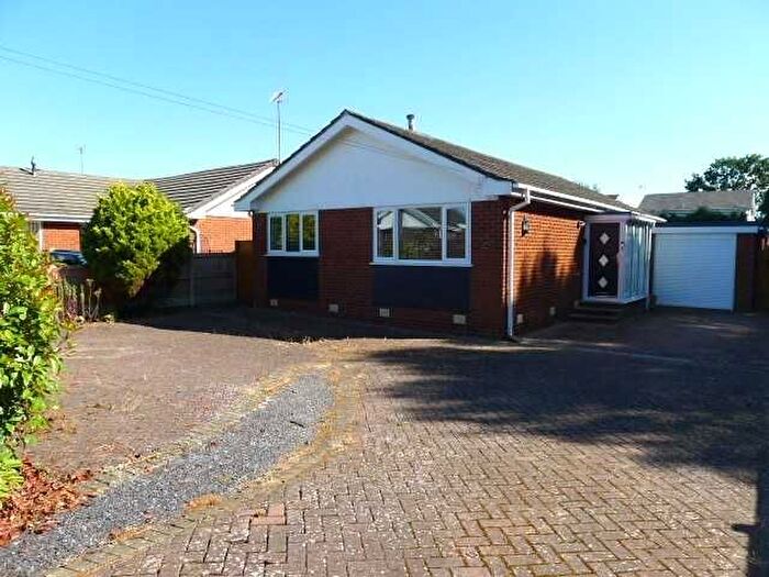 3 Bedroom Bungalow To Rent In Maes Bedwen, Rhuddlan, LL18