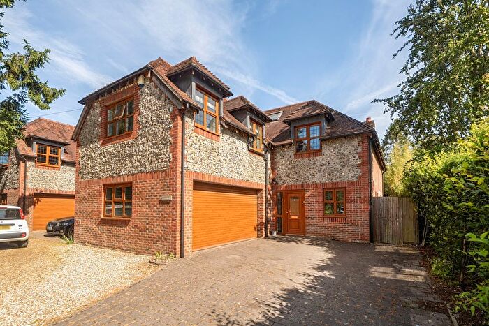 5 Bedroom Detached House To Rent In South Drive, Littleton, Winchester, SO22