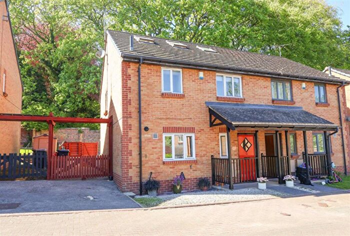 4 Bedroom Semi-Detached House For Sale In St. Wilfrids Gardens, Ripon, HG4