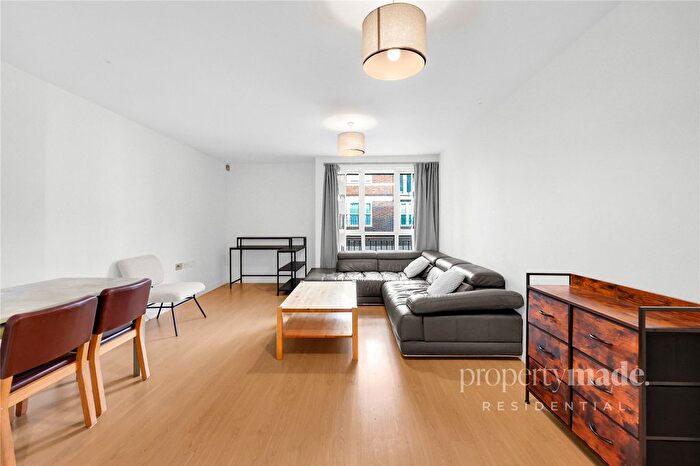 2 Bedroom Flat For Sale In Turin Street, London, E2