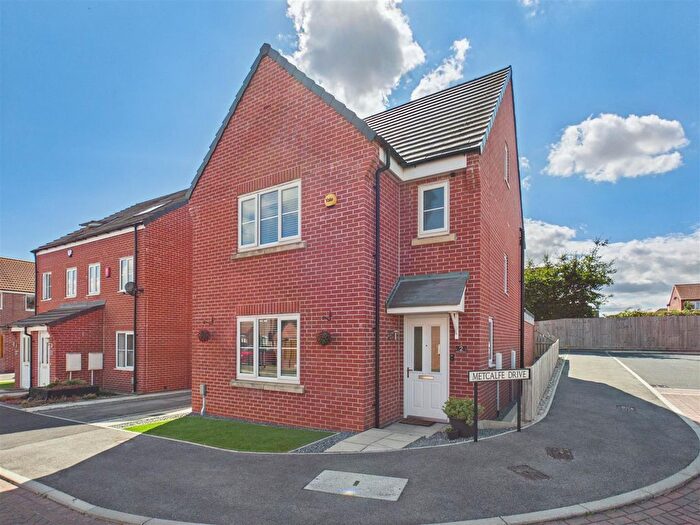 4 Bedroom Detached House For Sale In Metcalfe Drive, Cottingham, HU16
