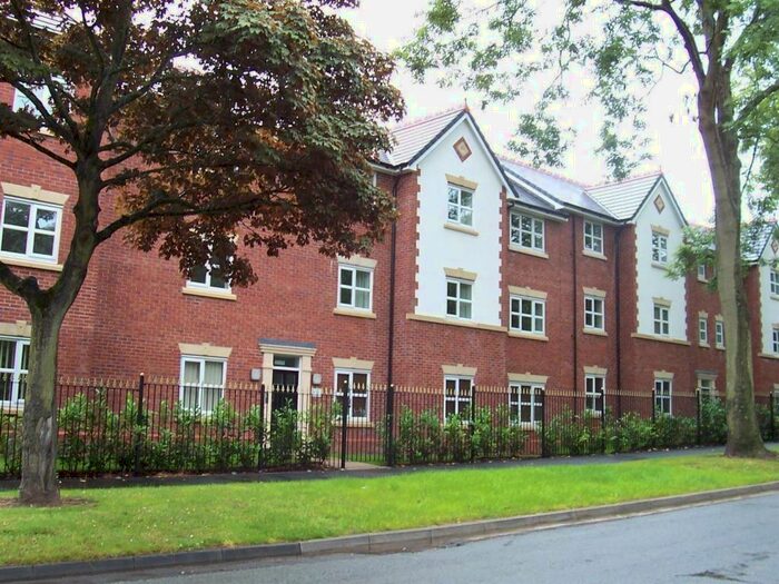 2 Bedroom Apartment To Rent In Brookfield Gardens, M22
