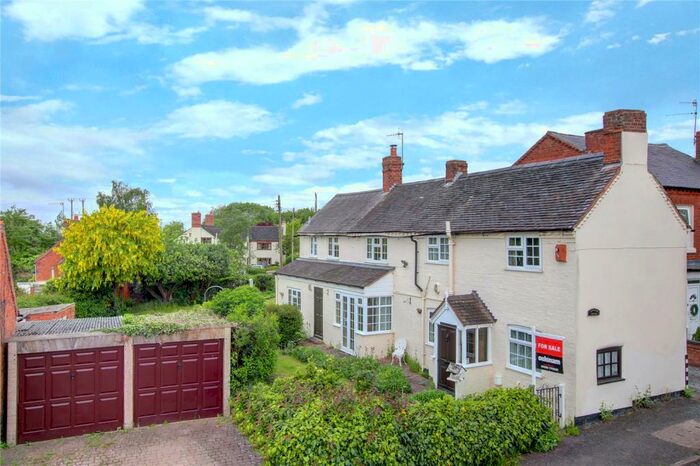 3 Bedroom Detached House For Sale In Hanbury Road, Hanbury, Bromsgrove, Worcestershire, B60