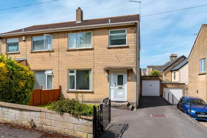 3 Bedroom End Of Terrace House To Rent In Alderley Road, Southdown, BA2