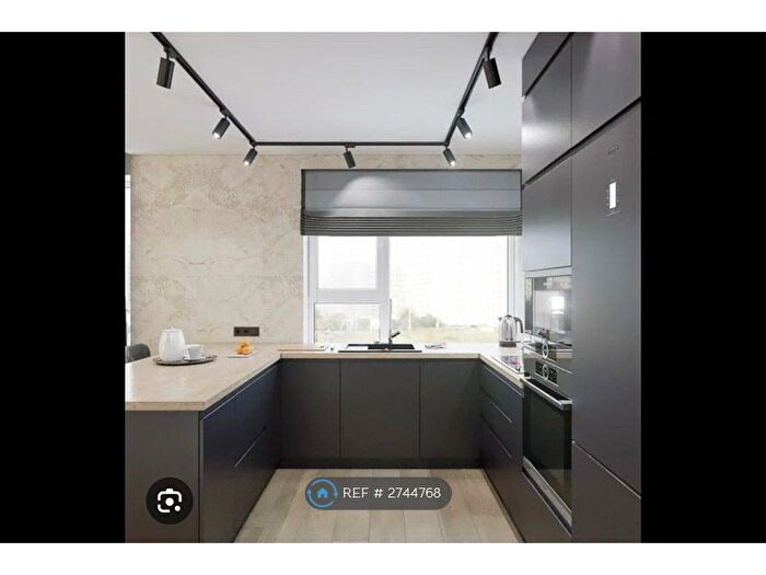 5 Bedroom Terraced House To Rent In Rainham Road, Gillingham, ME7