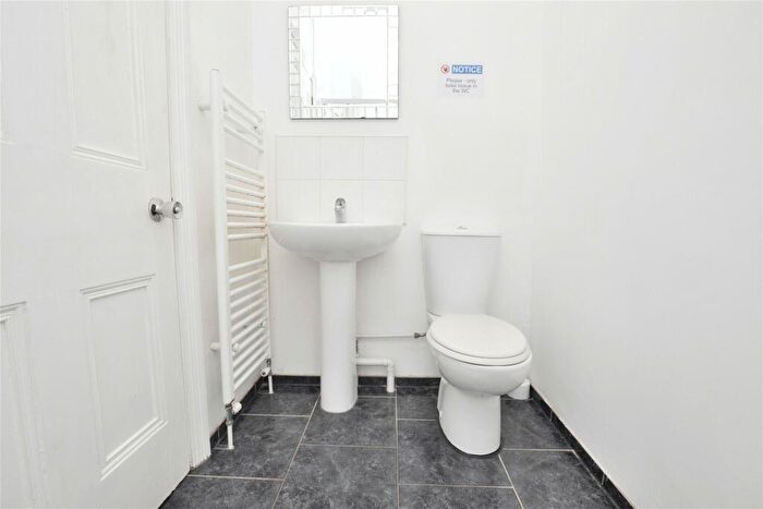 6 Bedroom Terraced House To Rent In Kingsholm Road, Gloucester, GL1