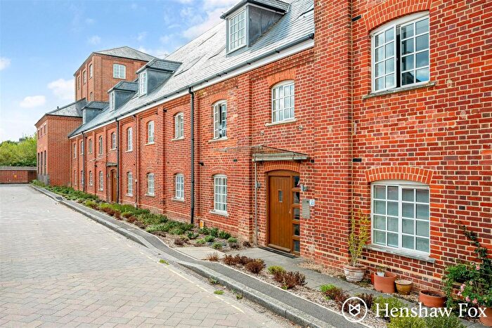 2 Bedroom Flat For Sale In Brewery Lane, Romsey, Hampshire, SO51