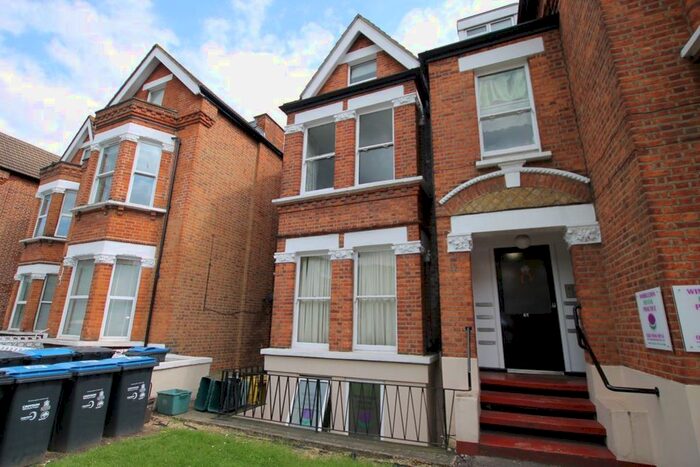 2 Bedroom Flat To Rent In Worple Road, Wimbledon, SW19