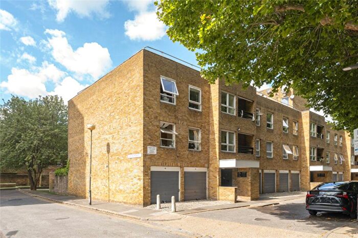 2 Bedroom Flat For Sale In Hobday Street, Poplar, London, E14