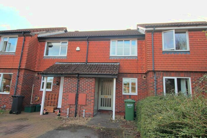 2 Bedroom Property To Rent In Badgers Close, Bradley Stoke, Bristol, BS32