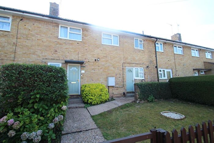 3 Bedroom Property To Rent In Coniston Road, Kings Langley, WD4