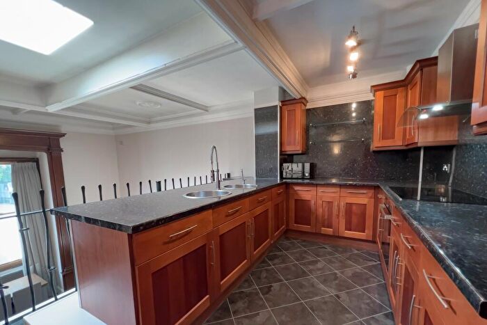 1 Bedroom Flat For Sale In Flat, The Abbey, Ashurst Wood, East Grinstead, West Sussex, RH19