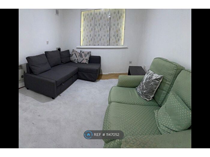 1 Bedroom Flat To Rent In Brunel House, London, NW10