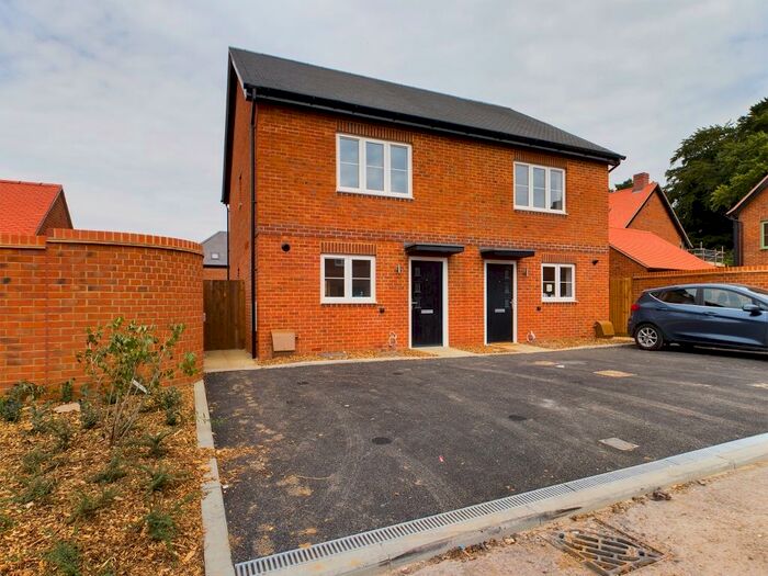 2 Bedroom Semi-Detached House To Rent In Quonset Avenue, Kempshott, Basingstoke, RG23
