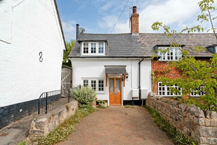 2 Bedroom End Of Terrace House For Sale In High Street, Manton, SN8