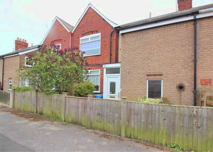 3 Bedroom Terraced House For Sale In Budby Crescent, Meden Vale, Mansfield, NG20