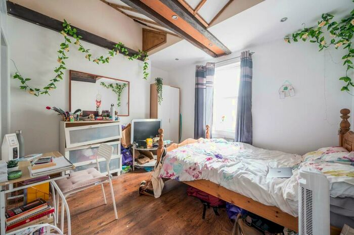 2 Bedroom Flat To Rent In Barbican, Barbican, London, EC1A