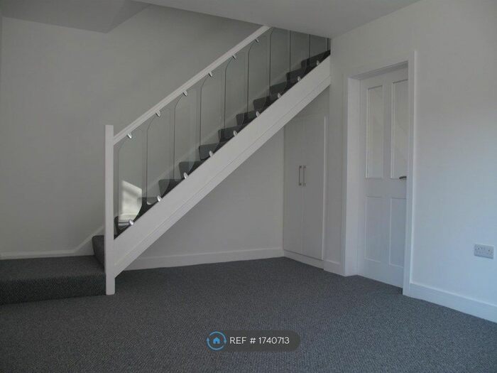 3 Bedroom Terraced House To Rent In Peel Hall Road, Manchester, M22