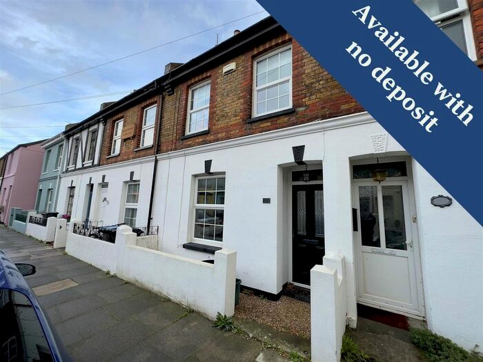 3 Bedroom Property To Rent In College Road, Deal, CT14