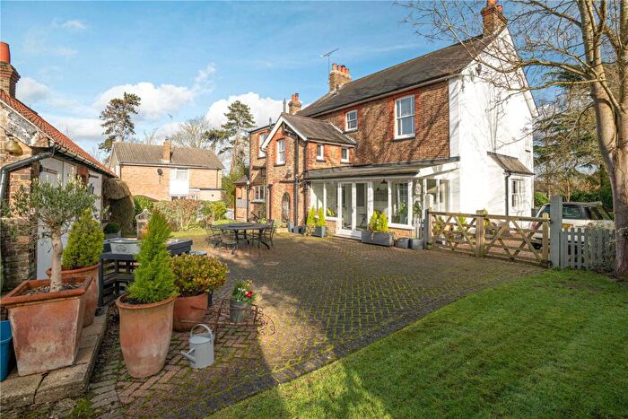 5 Bedroom Detached House For Sale In Epping Road, Roydon, Essex, CM19