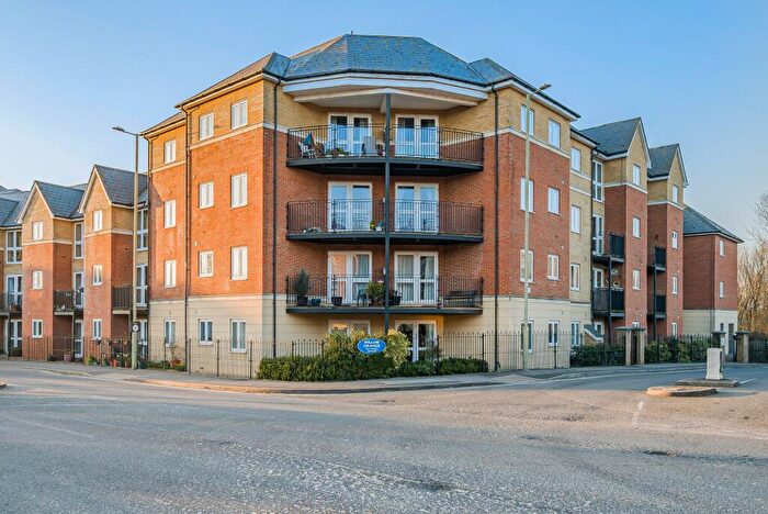 1 Bedroom Flat To Rent In Willow Grange, Limborough Road, Wantage, OX12