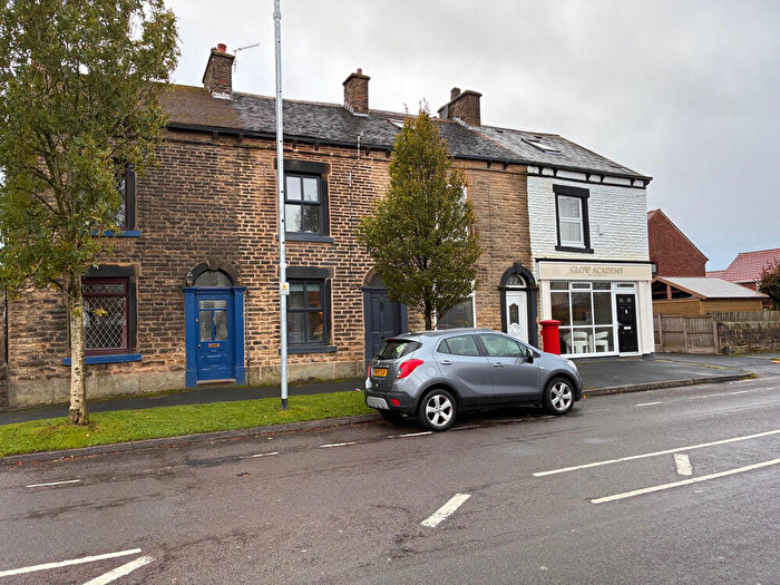 2 Bedroom Terraced House For Sale In Oldham Road, Grasscroft, OL4