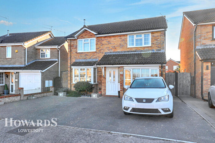 4 Bedroom Detached House For Sale In Airedale, Lowestoft, NR33