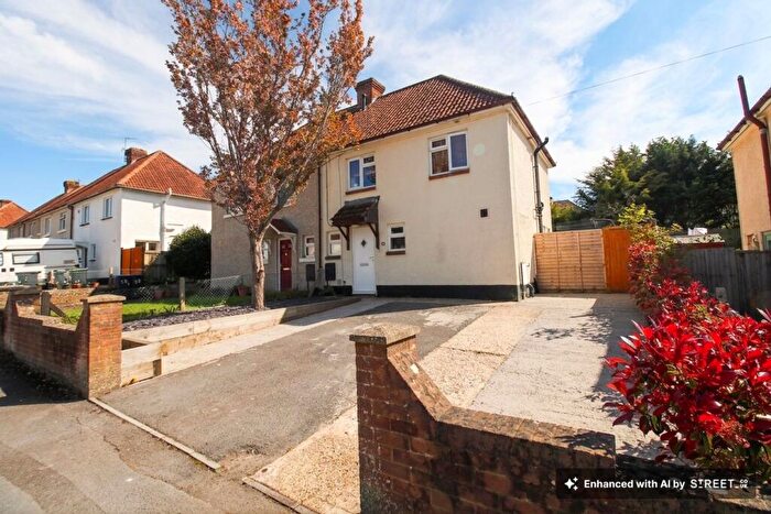 3 Bedroom Semi Detached House For Sale In Fairfield Road, Salisbury, SP1