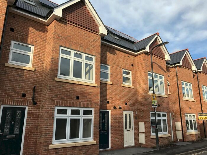 3 Bedroom House To Rent In Brighton Road, Banister Park, SO15