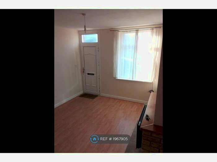 2 Bedroom Terraced House To Rent In Beaumont Street, Leicester, LE2