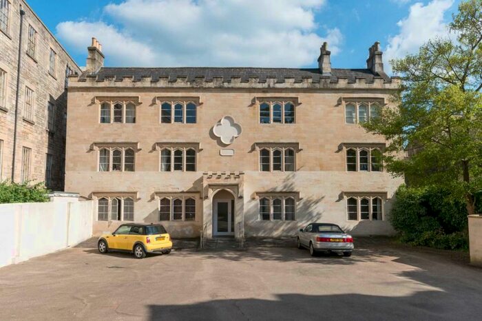 1 Bedroom Apartment To Rent In Sutcliffe House, BA1