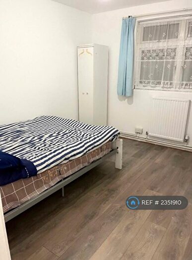 2 Bedroom Flat To Rent In Calcraft House, London, E2