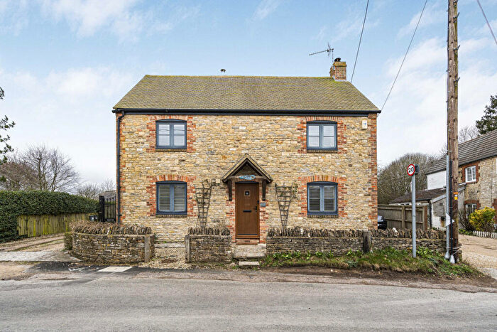 3 Bedroom Detached House For Sale In Church Road, Ardley, OX27