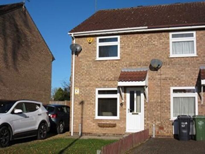 2 Bedroom Semi-Detached House To Rent In Burghley Rd, South Wootton, PE30